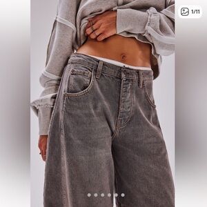 NWOT Free People Stylish Good Luck Barrel Jeans in Archive Grey.  Size 25